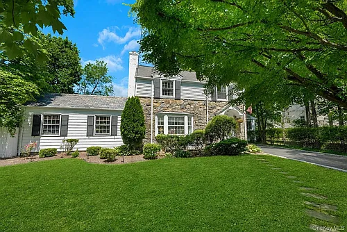 29 Deerfield Ave Photo 1