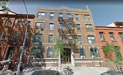 329 Union Street in Carroll Gardens