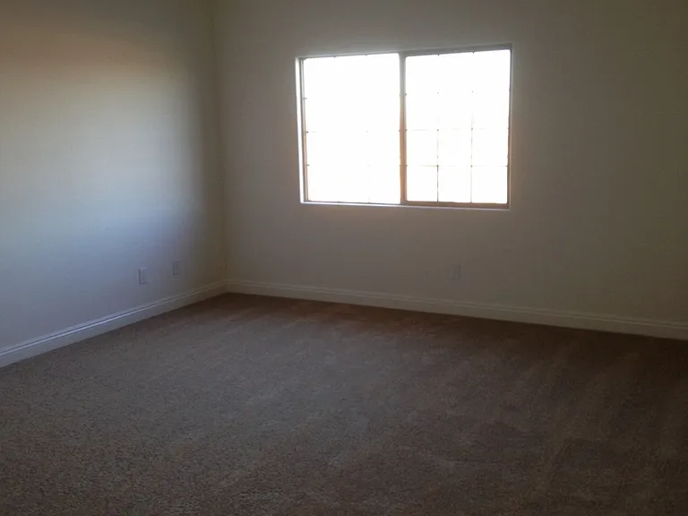 9453 Alma Ridge Ave — Photo 8