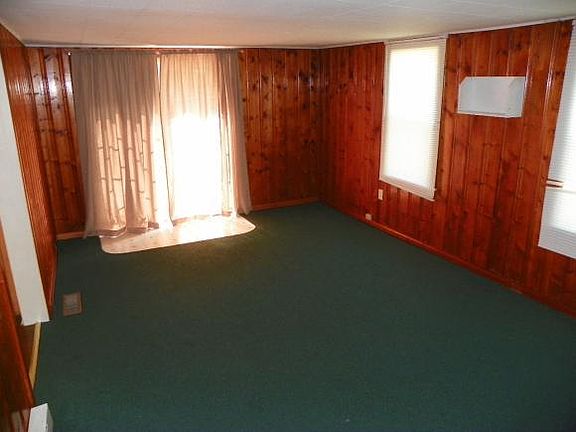 4th image of 3321 Richmond Ave