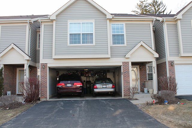 1st image of 652 E Whispering Oaks Ct #23-D
