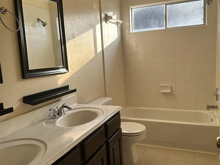 23806 Allingham Ln — Photo 12