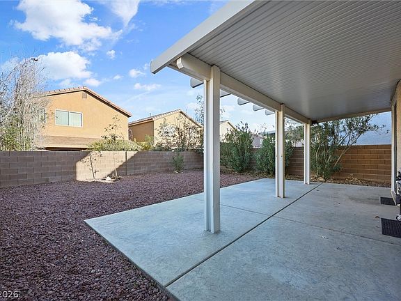 2nd image of 5042 Willowlyn Ct