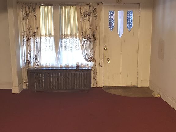 2nd image of 7212 S Winchester Ave