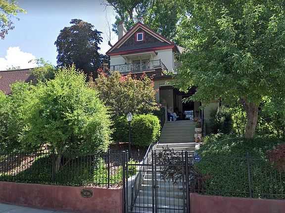 4th image of 747 S Elizabeth St
