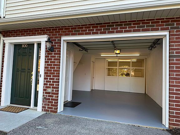 5th image of 800 Oak Tree Blvd