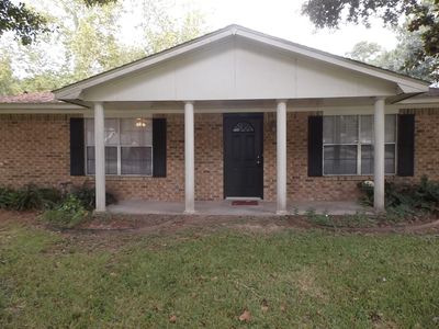 415 Penick Rd, Waller, TX, 77484