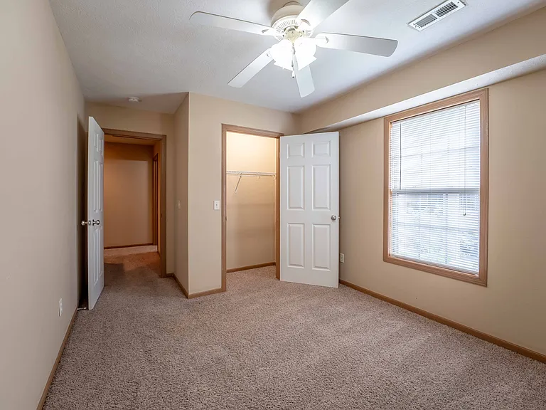Oakwood Heights Townhomes — Photo 143