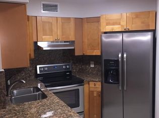 211 Lake Pointe Dr #2060, Fort Lauderdale, FL 33309