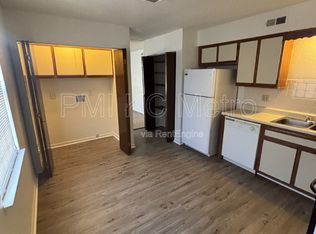 1008 NE Lindsay Ave APT D, Lees Summit, MO 64086