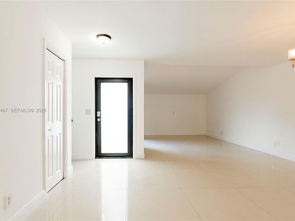 4th image of 6916 SW 110th Ave #69