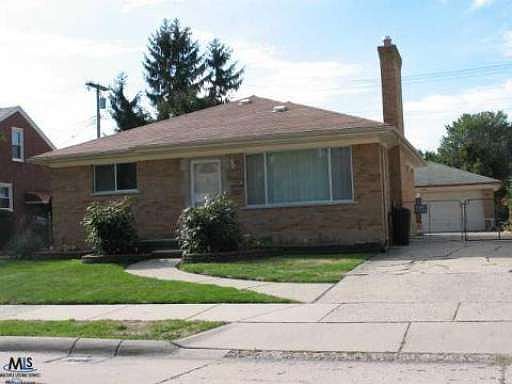 1st image of 15824 Nicolai Ave