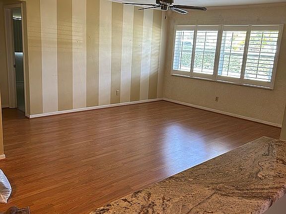 3rd image of 1857 Belleair Rd