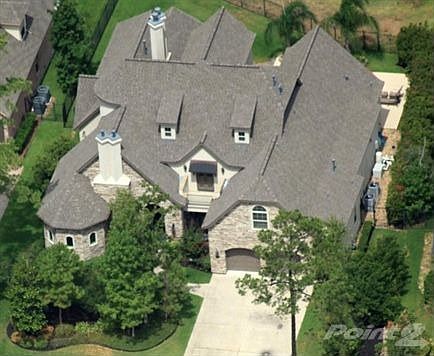 Aerial of 99 W Ambassader Bend