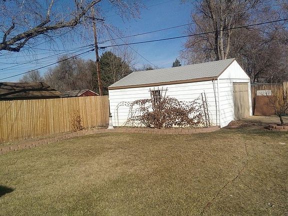 2nd image of 1270 Verbena St #House