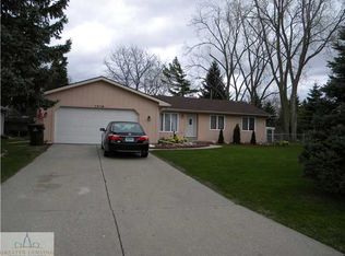 1016 Eddie Dr, Lansing, MI