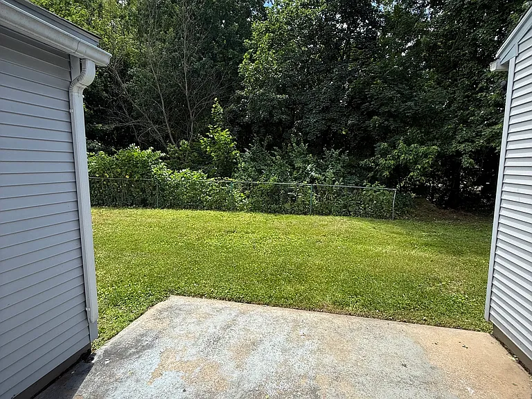 8 Starr Ln — Photo 10