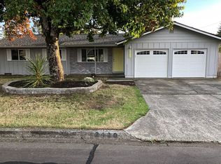 2420 18th St, Florence, OR 97439