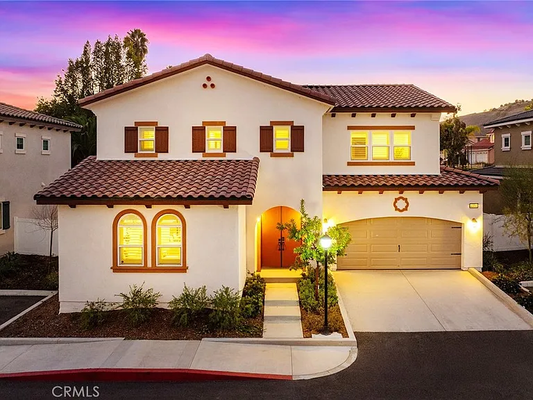 1359 Point Loma Pl — Photo 1