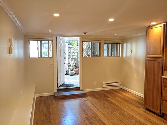 4th image of 1192 Page St