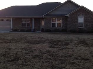 104 Deer Path Ct, New Market, AL 35761