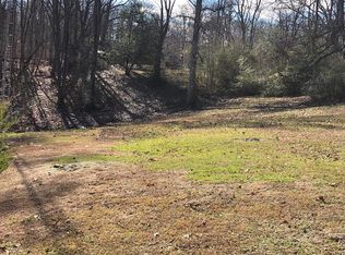 1716 Holly Creek Rd, Celina, TN 38551