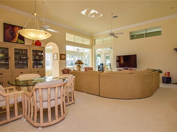 4th image of 621 Crossfield Cir #20