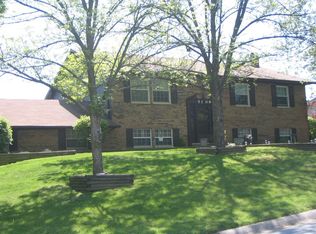 5109 Little Creek Ln, Godfrey, IL 62035