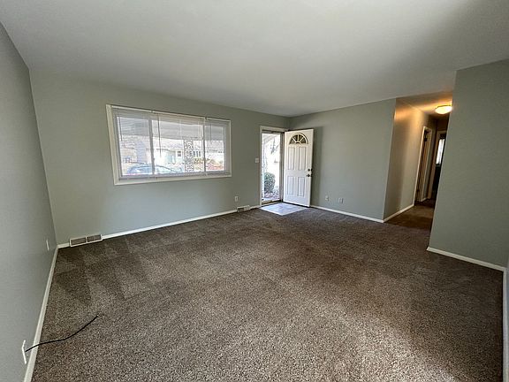2nd image of 1103 Beechwood Ave