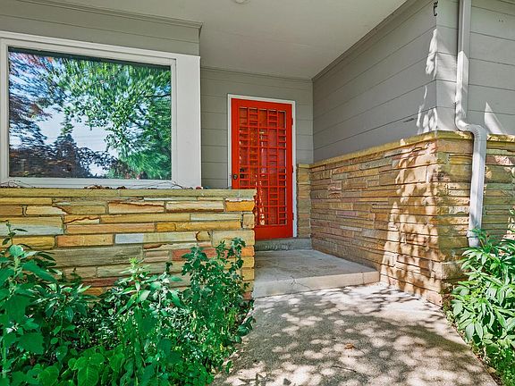 2nd image of 810 E Fairy Chasm ROAD