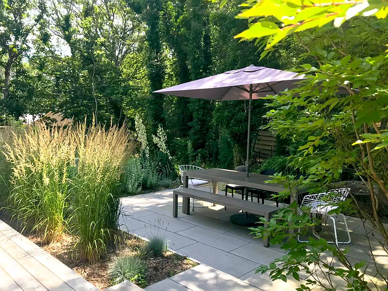 19 Highwood — Photo 15
