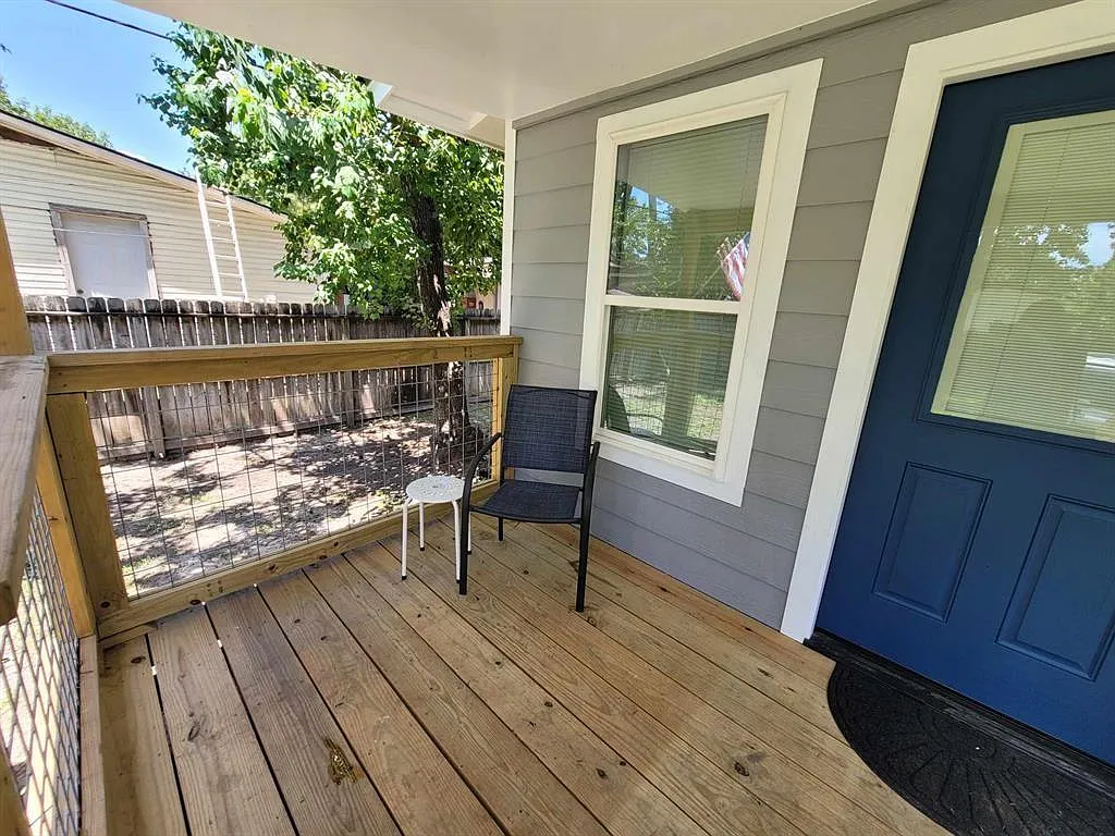 1 bed, 1.0 bath, 384 sqft, $945 — Photo 4