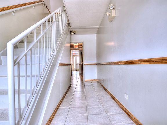 2nd image of 10836 S 76th Ave APT 2G