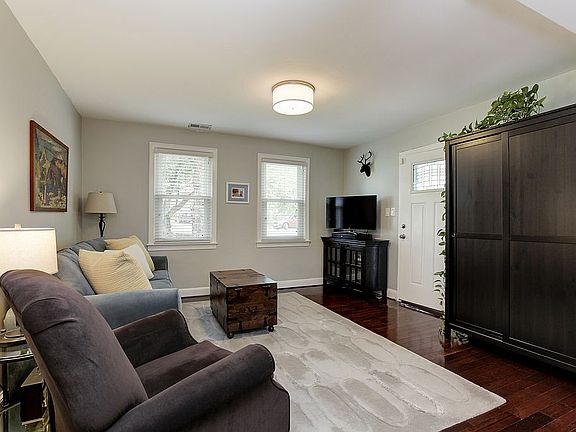 5th image of 1117 Agnew Dr