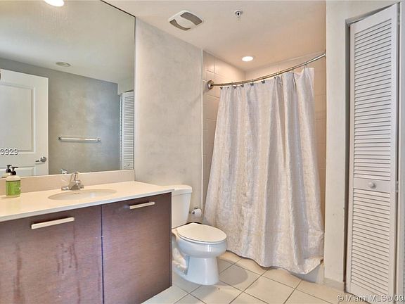 5th image of 333 NE 26th St