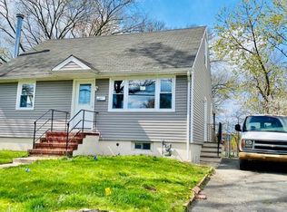 2070 Barnett St, Rahway, NJ