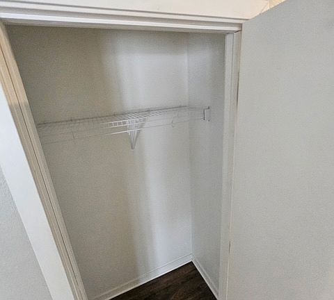 5th image of 2201 E Rose Ave APT 10