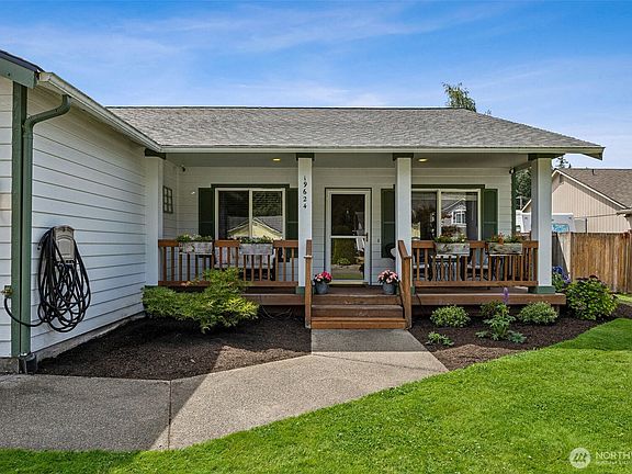 3rd image of 19624 71st Avenue Ct E