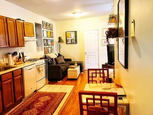 Rented by Bond New York | media 12