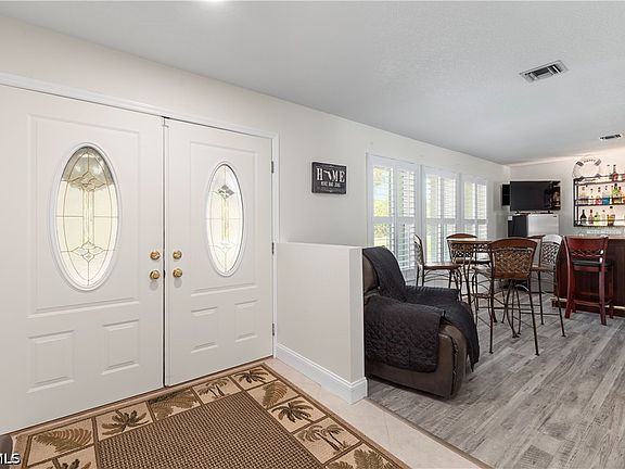 5th image of 7332 Sean Ln