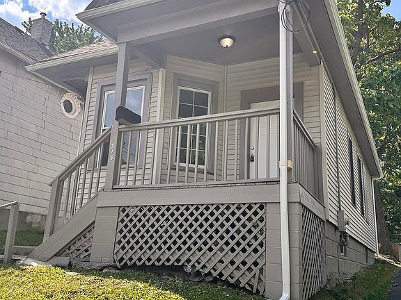 2nd image of 315 Flagg St