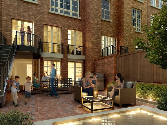 3rd image of 400 W 12th St #Townhouse 5