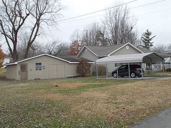 3rd image of 319 Jones Ave