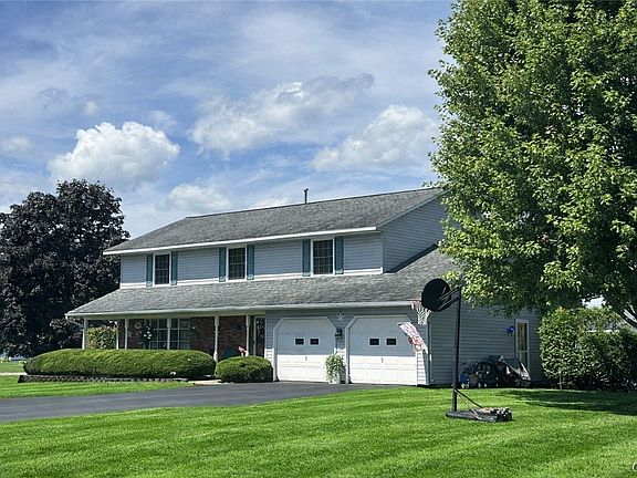 2nd image of 8318 Greenview Dr
