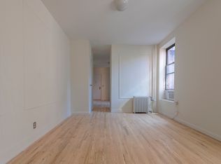 130 E 4th St APT 12, New York, NY 10003
