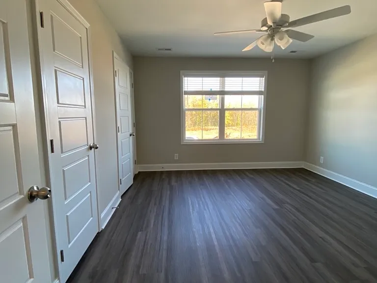 1020 Glenkirk Dr — Photo 8