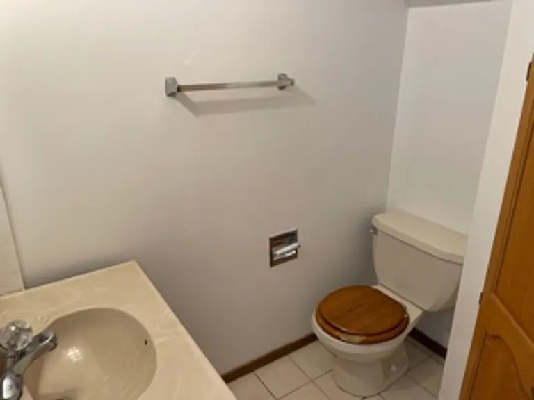 770 Southwood Blvd #11 — Photo 11