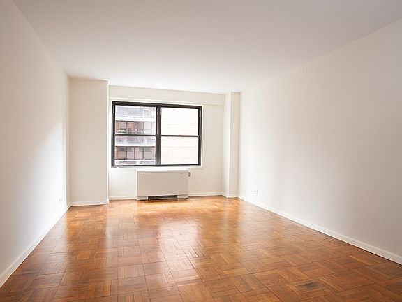 2nd image of 505 E 79th St APT 6C