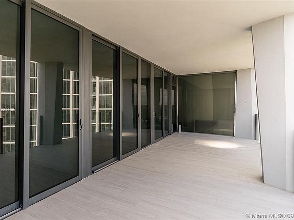 5th image of 2831 S Bayshore Dr Unit 1202