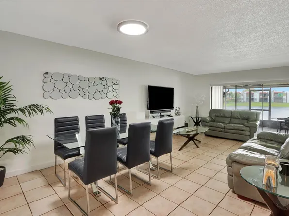 441 NW 107th Ave APT 104, Miami, FL 33172